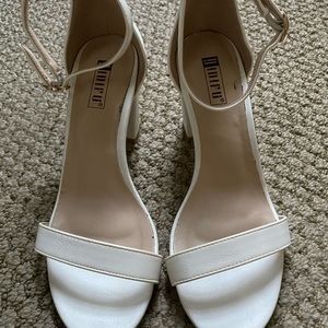 IDIFU Women’s Ankle Strap White Heels